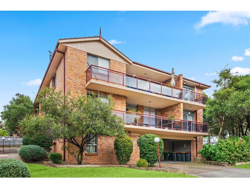 15/1-7 Carnarvon Street, Carlton NSW 2218
