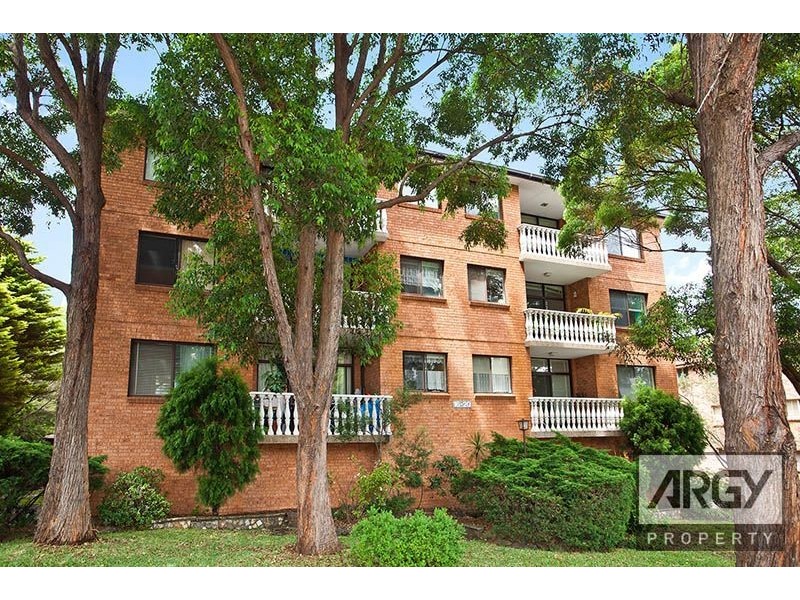 9/16 Hampton Court Road, Carlton NSW 2218