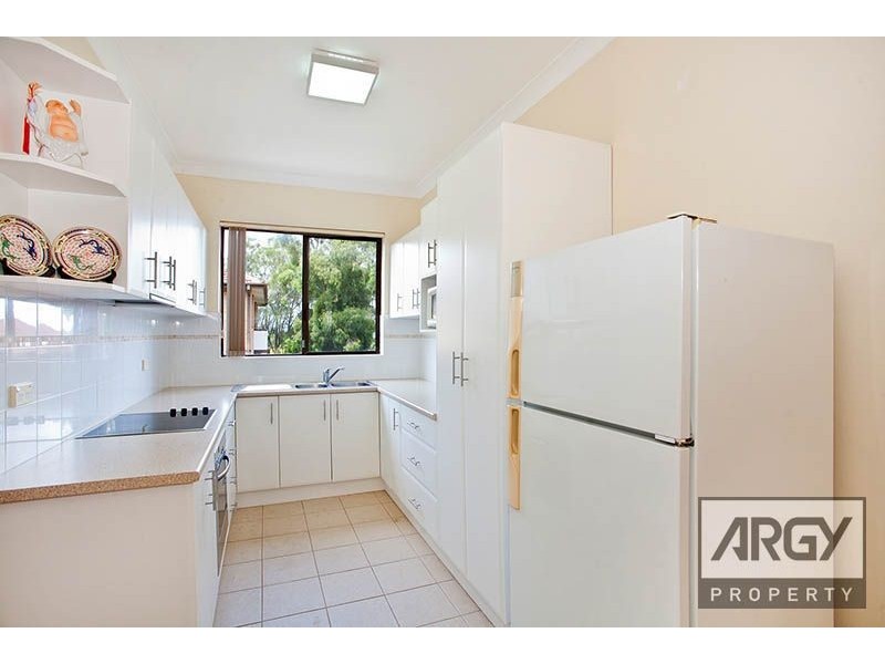 9/16 Hampton Court Road, Carlton NSW 2218