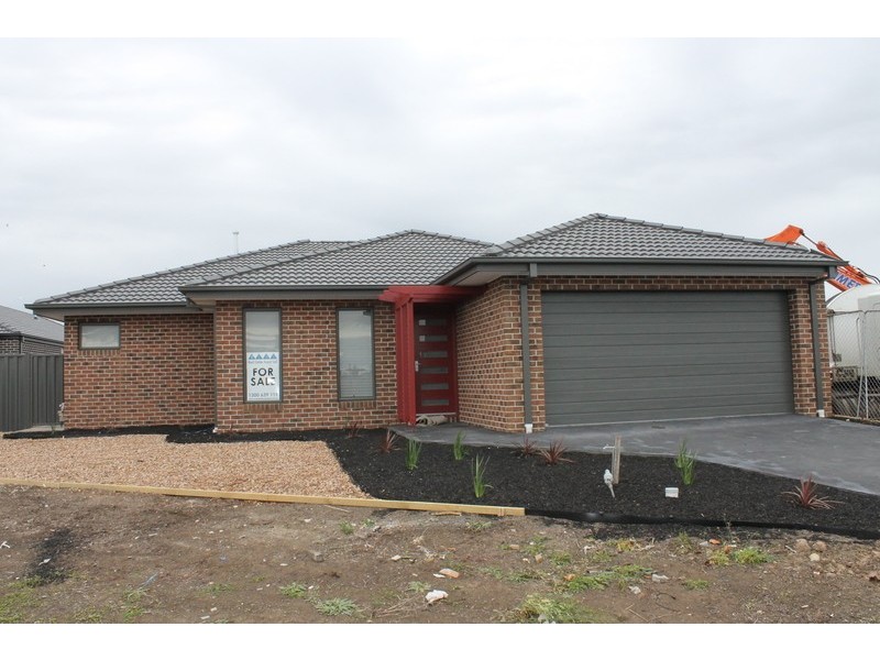 125  Catherine Drive, Hillside VIC 3037