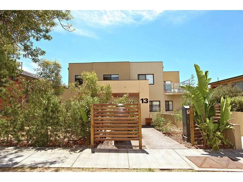 1/13 Logie, Oakleigh VIC 3166