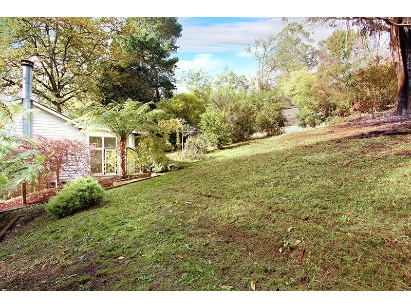 226 Monbulk Rd, Kallista VIC 3791