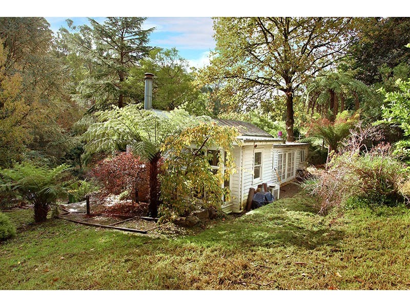 226 Monbulk Rd, Kallista VIC 3791