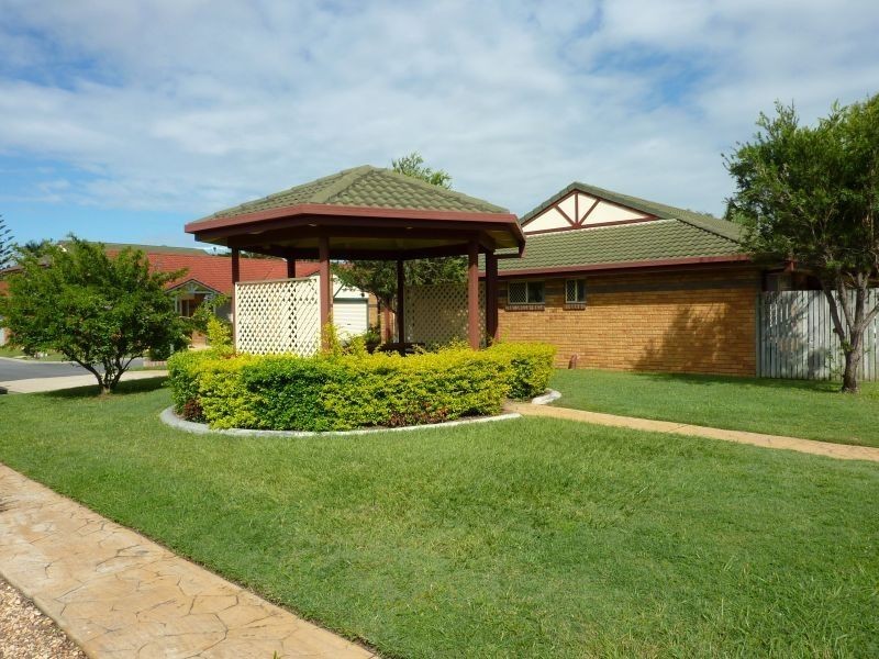 23/24 Sixteenth Avenue, Brighton QLD 4017