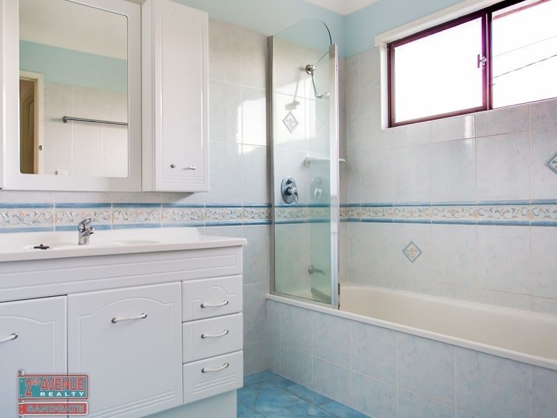 39 Regency Street, Brighton QLD 4017