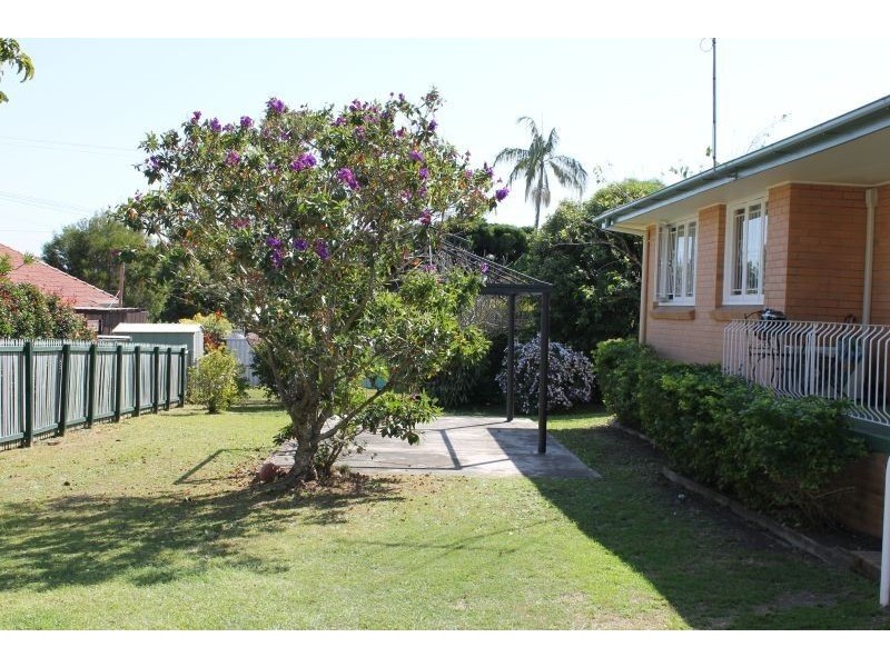 61 Alexandra Street, Sandgate QLD 4017