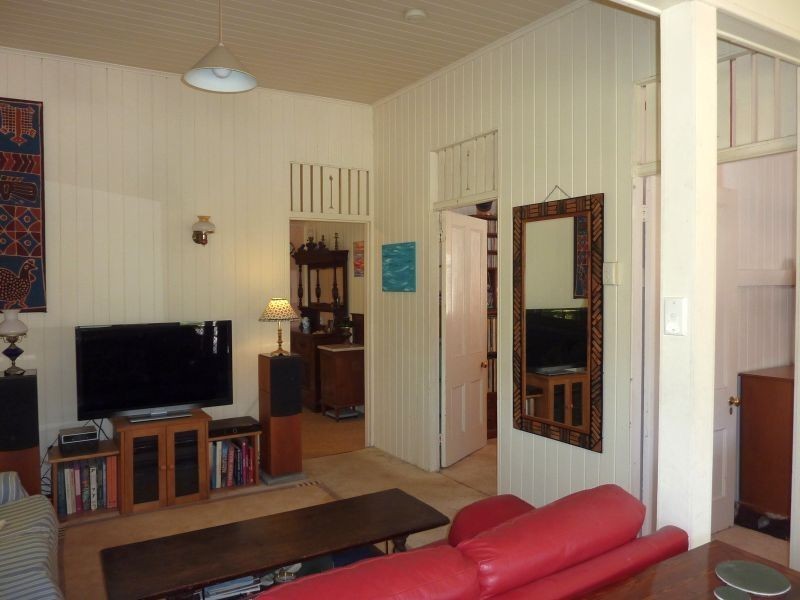 17 Bamford Street, Sandgate QLD 4017