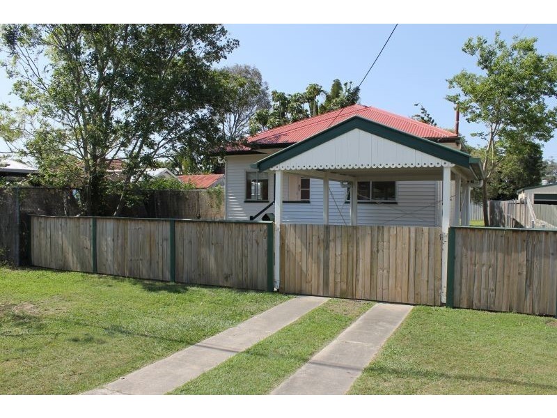 8 Wimble Street, Deagon QLD 4017