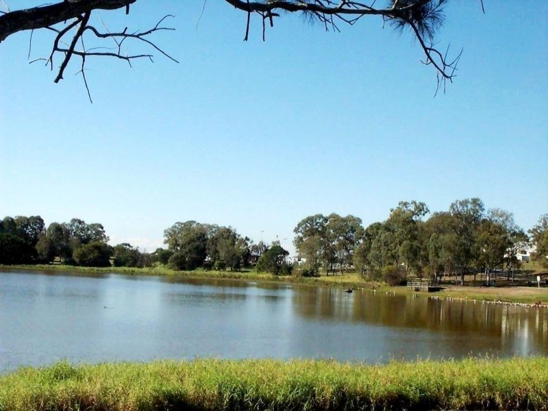 85 Southerden Street, Sandgate QLD 4017