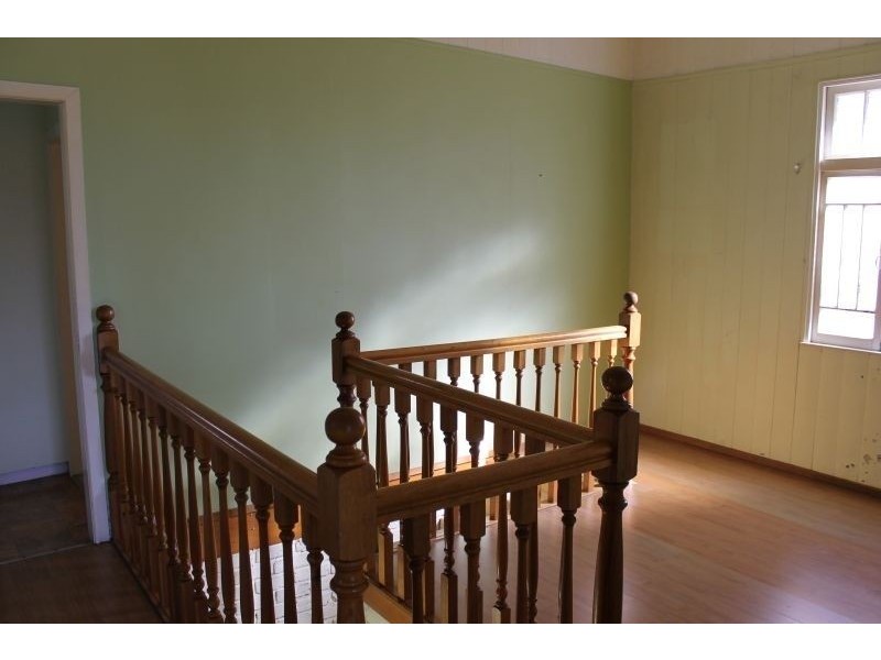 85 Southerden Street, Sandgate QLD 4017