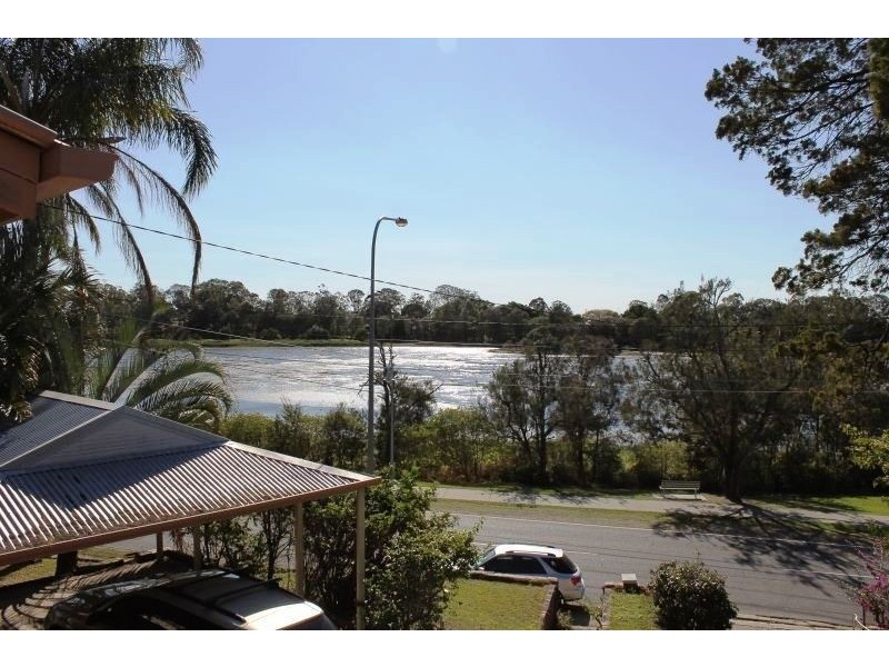 85 Southerden Street, Sandgate QLD 4017