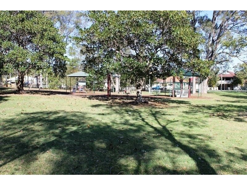 85 Southerden Street, Sandgate QLD 4017