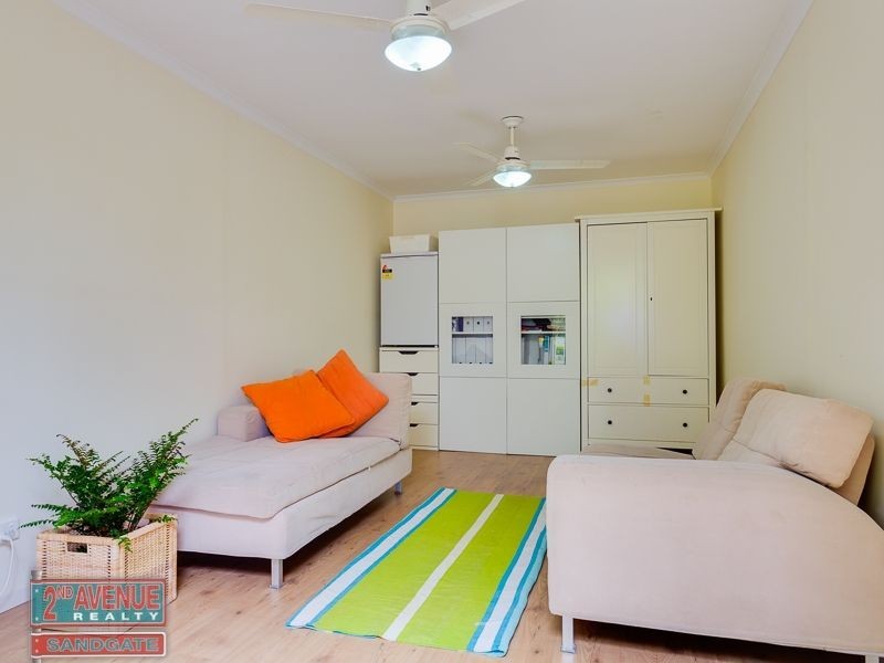 85 Burralong Street, Deagon QLD 4017