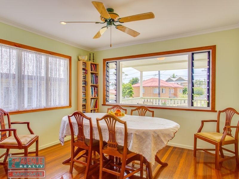 33 Nash Street, Sandgate QLD 4017