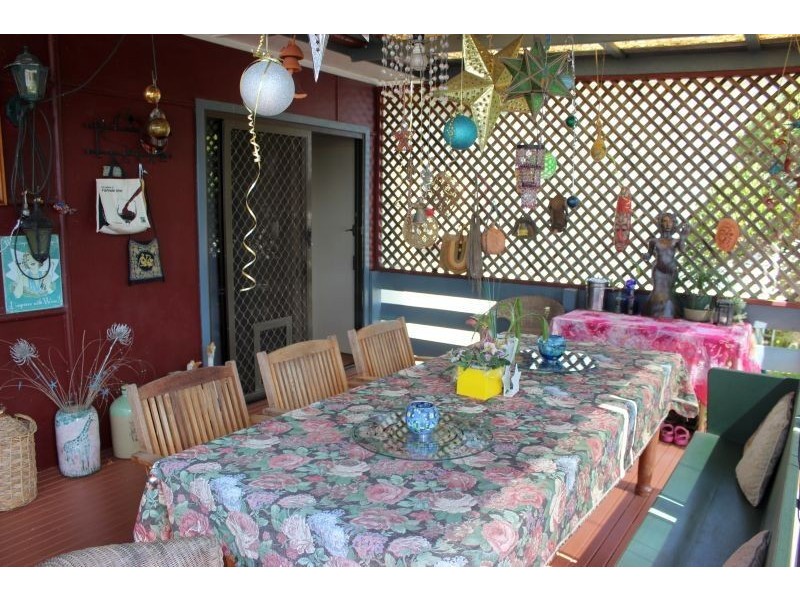 25 Nash Street, Sandgate QLD 4017