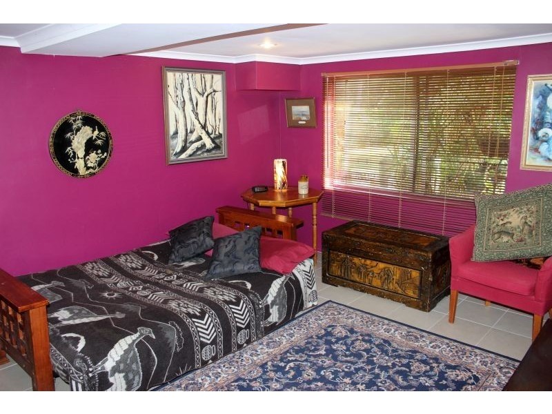 25 Nash Street, Sandgate QLD 4017