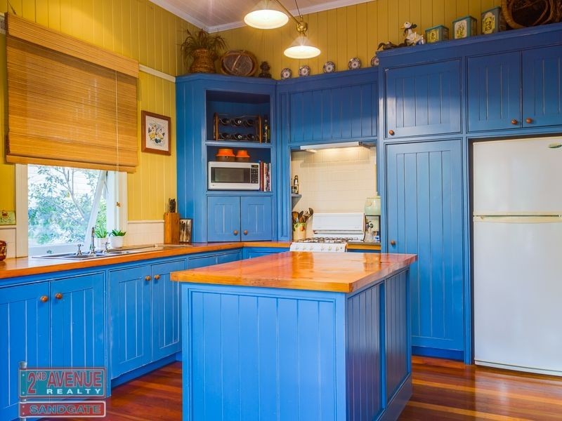 15 Gowen Street, Shorncliffe QLD 4017