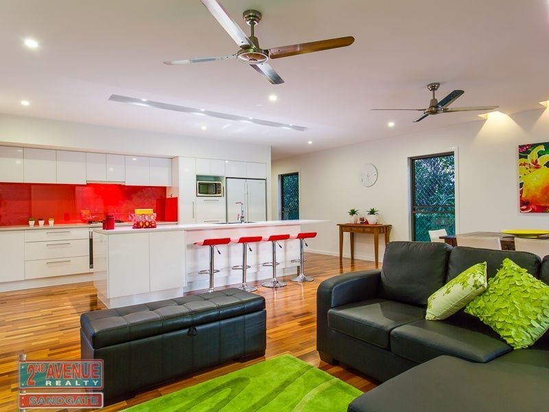 13 Bamford Street, Sandgate QLD 4017