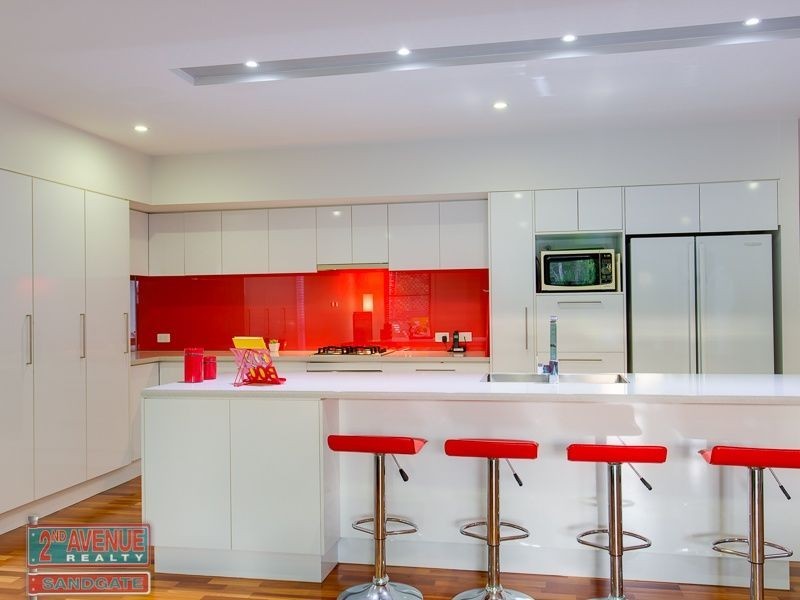 13 Bamford Street, Sandgate QLD 4017