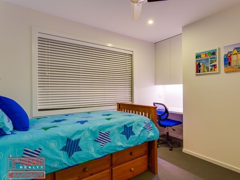 13 Bamford Street, Sandgate QLD 4017