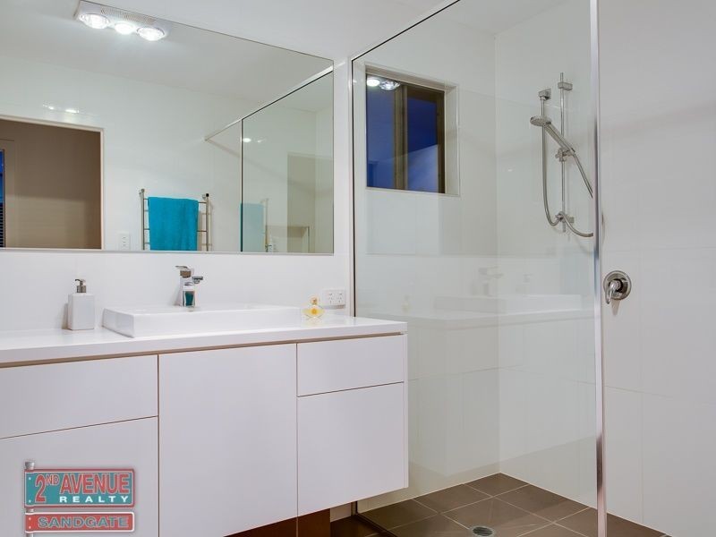 13 Bamford Street, Sandgate QLD 4017