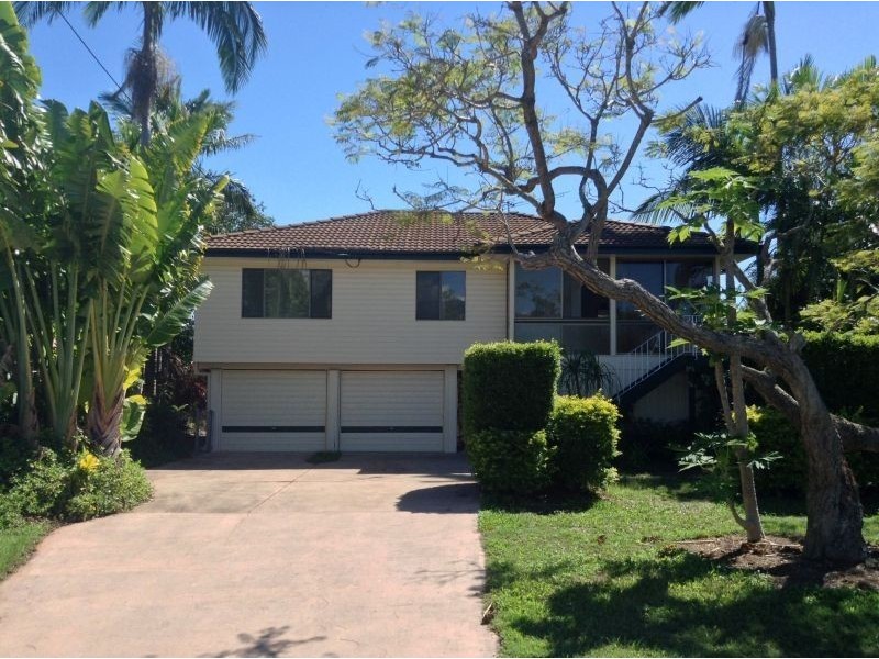 32 Nundah Street, Brighton QLD 4017