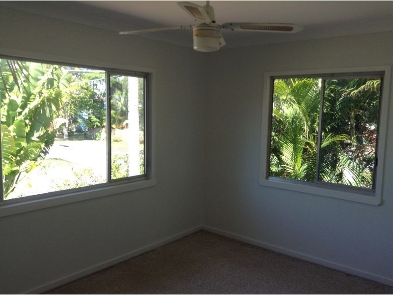 32 Nundah Street, Brighton QLD 4017