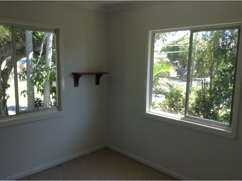 32 Nundah Street, Brighton QLD 4017