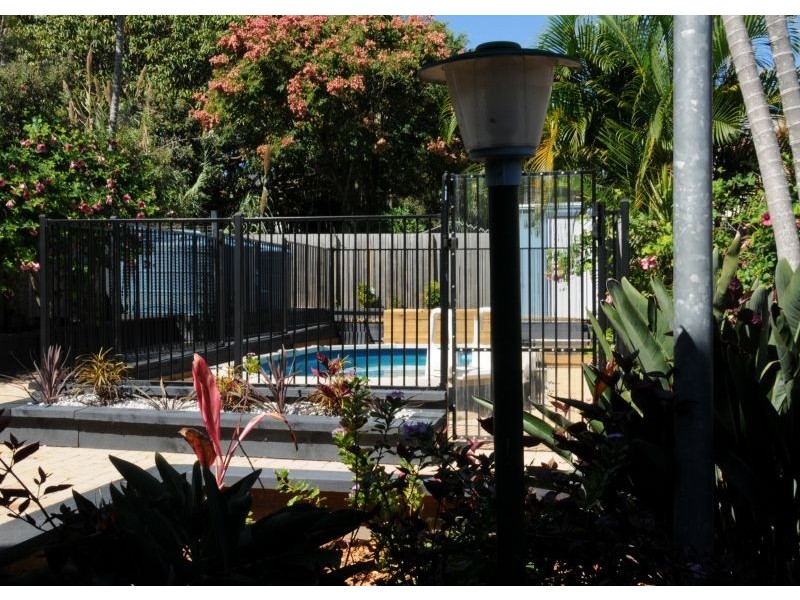 10 Signal Row, Shorncliffe QLD 4017