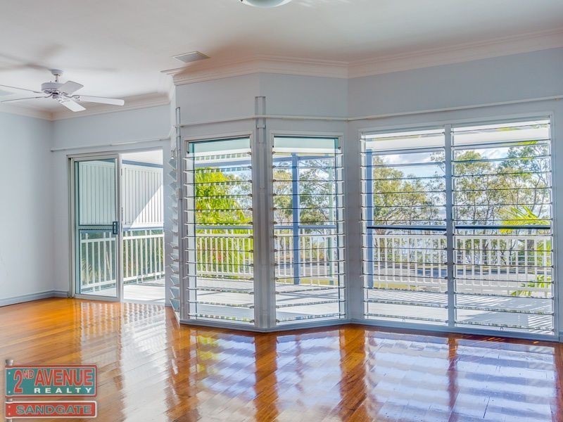 10 Signal Row, Shorncliffe QLD 4017