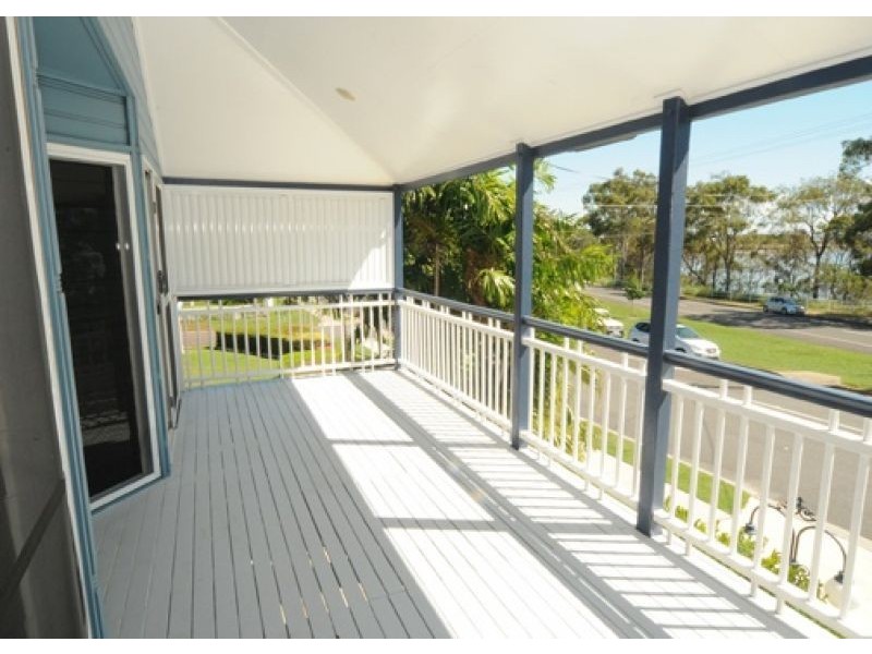 10 Signal Row, Shorncliffe QLD 4017