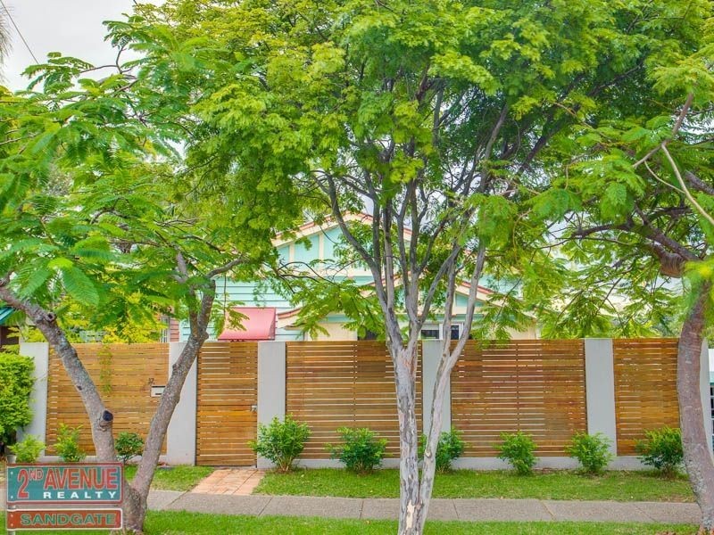 37 Yundah Street, Shorncliffe QLD 4017