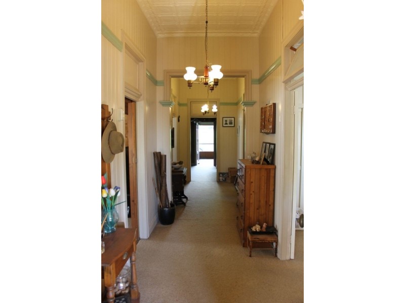 106 Eagle Terrace, Sandgate QLD 4017