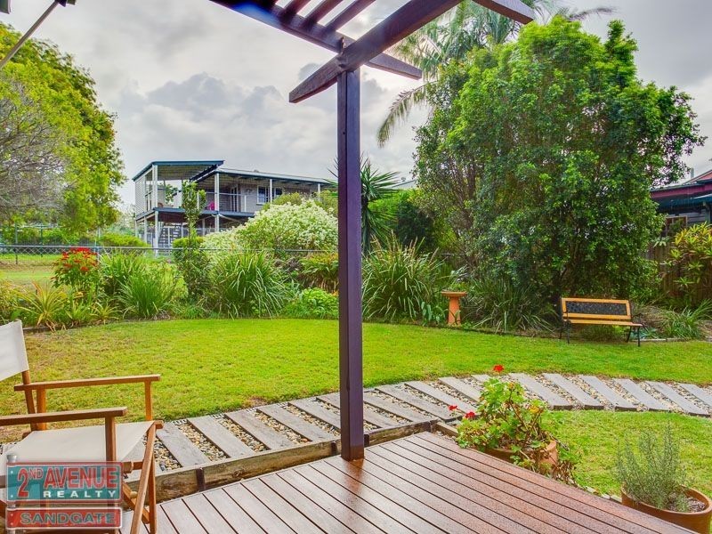 8 Alexandra Street, Sandgate QLD 4017