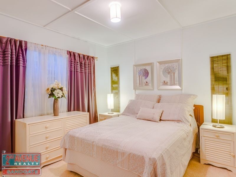 64 Clayton Street, Sandgate QLD 4017