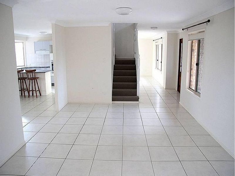 12 Jill Street, Brighton QLD 4017