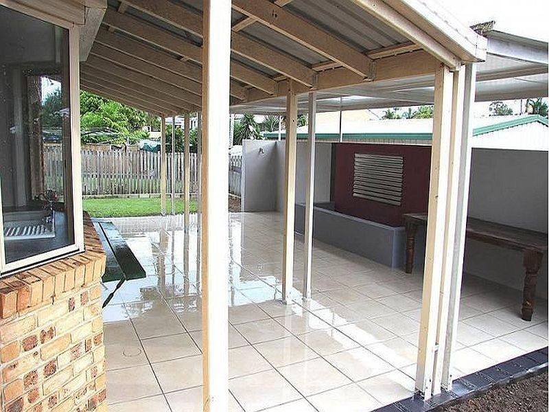 12 Jill Street, Brighton QLD 4017