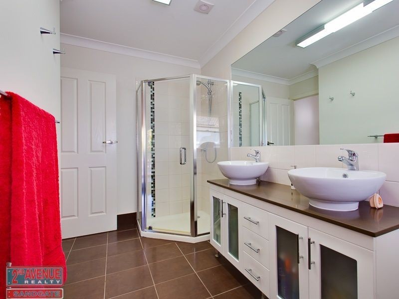 44 Clayton Street, Sandgate QLD 4017