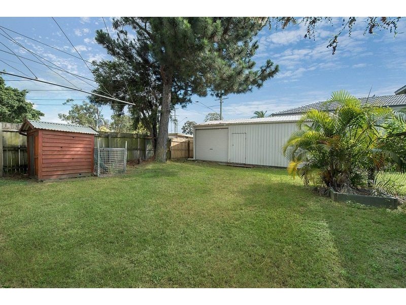 2 Adams Street, Deagon QLD 4017