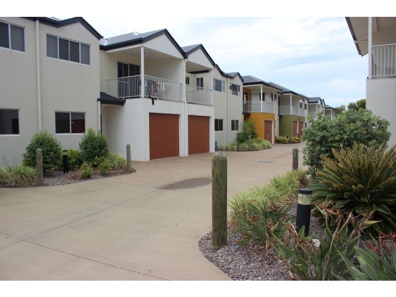 2/26 Hunter Street, Pialba QLD 4655