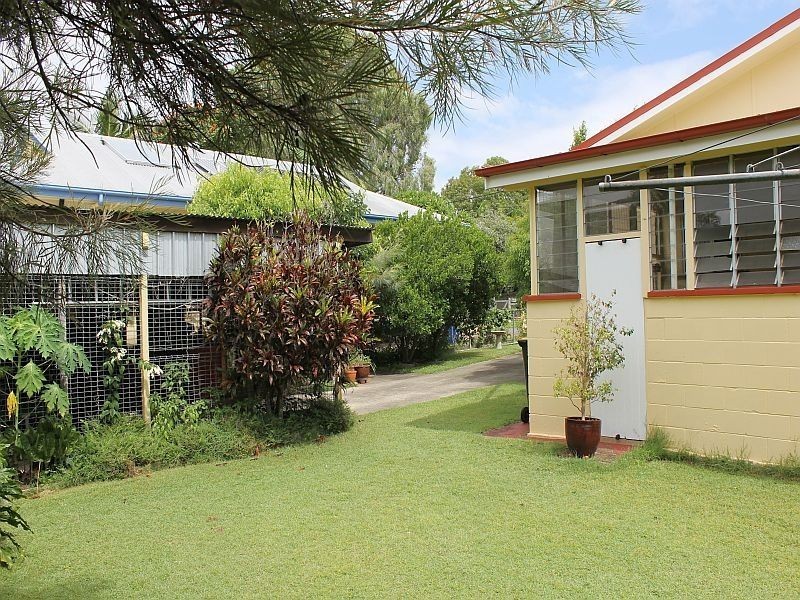 15 Oxford Place, Shorncliffe QLD 4017