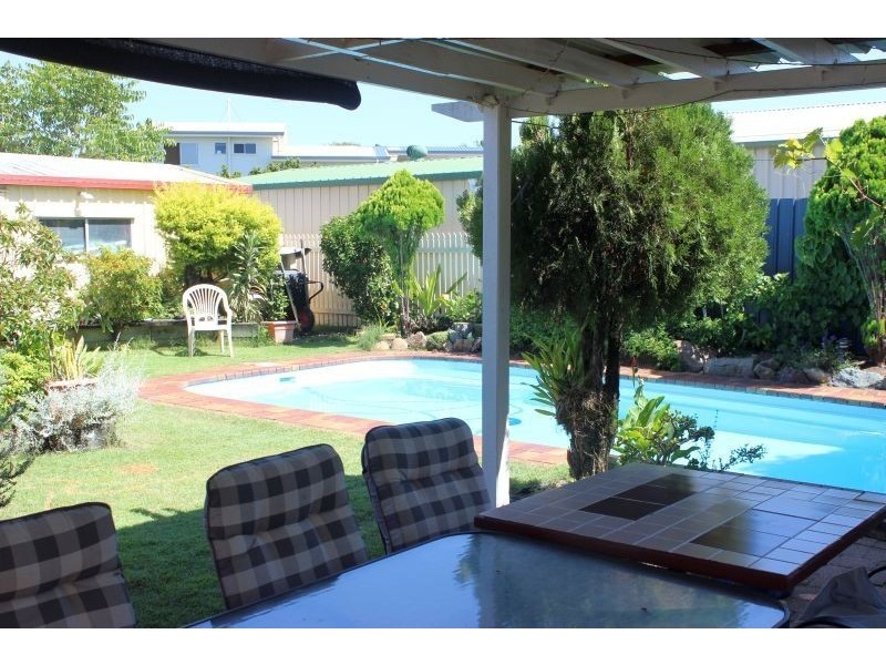 22 Thirteenth Avenue, Brighton QLD 4017