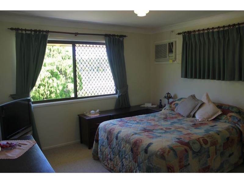 22 Thirteenth Avenue, Brighton QLD 4017