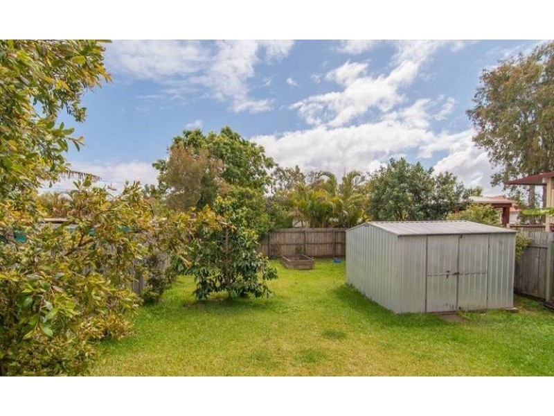 24 Albury Street, Deagon QLD 4017