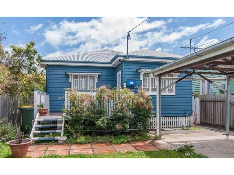 24 Albury Street, Deagon QLD 4017