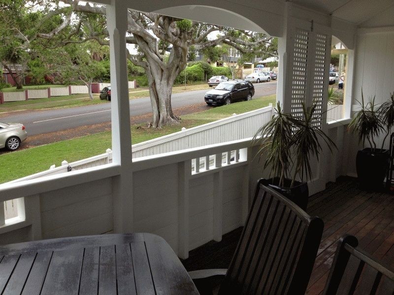 86 Yundah Street, Shorncliffe QLD 4017