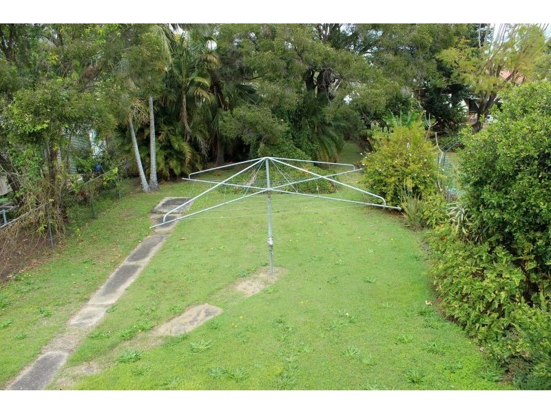 12 Connaught Street, Sandgate QLD 4017