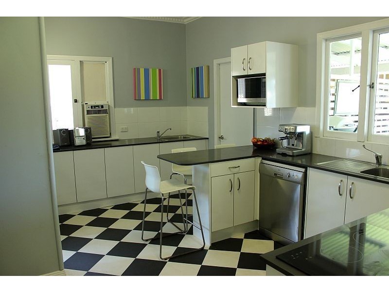 21 Adams Street, Deagon QLD 4017