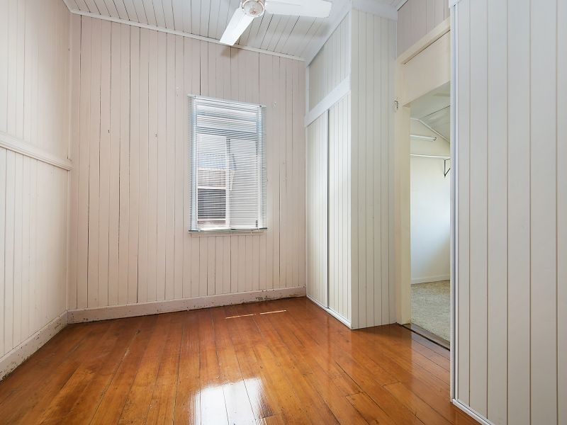 48 Cotton Street, Shorncliffe QLD 4017