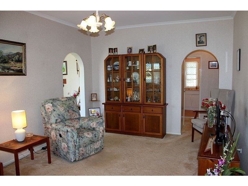 34 Queens Parade, Brighton QLD 4017